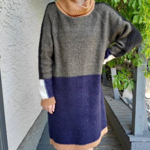 solutions! Dresses & Skirts - Cozy sweater dress